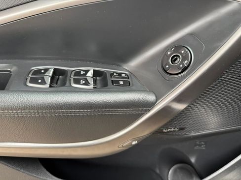 Used 2018 Hyundai Santa Fe Limited FWD image 38