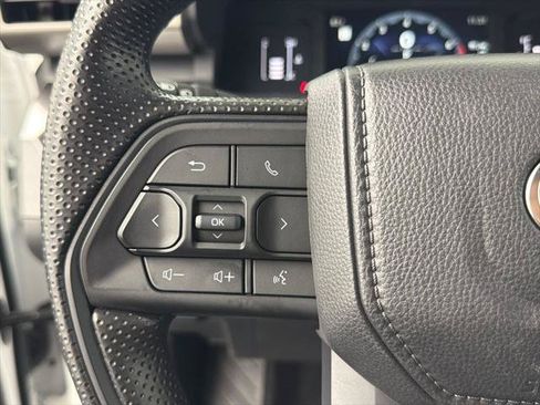 Certified 2026 Toyota Tacoma SR5 AWD/4WD image 25