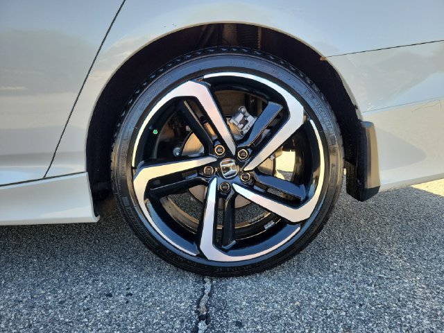 Used 2022 Honda Accord Sport image 10