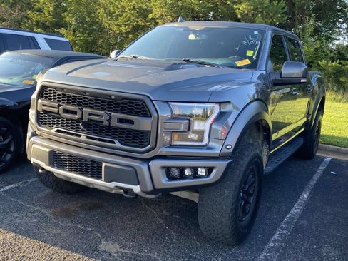 Used 2020 Ford F150 Raptor w/ Equipment Group 802A Luxury AWD/4WD image 3