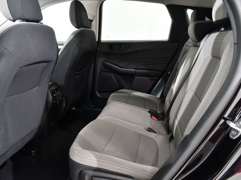 Used 2022 Ford Escape SE w/ SE Sport Appearance Package AWD/4WD image 16