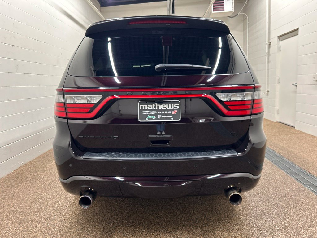 Used 2024 Dodge Durango R/T RWD image 3