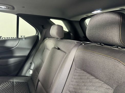 Used 2021 Chevrolet Equinox LT image 24