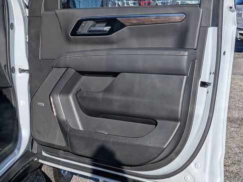 Certified 2026 Chevrolet Tahoe Premier w/ Sun And Tow Package image 27