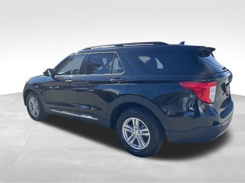 Certified 2024 Ford Explorer XLT w/ Equipment Group 202A image 3