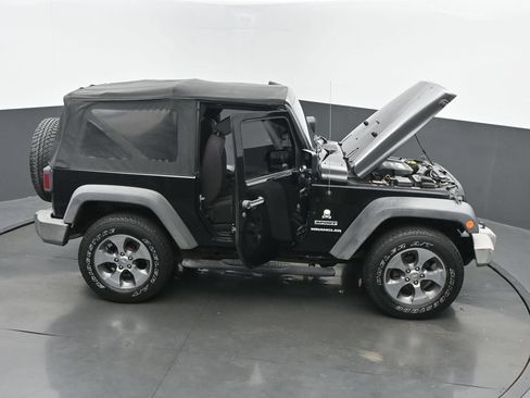 Used 2013 Jeep Wrangler Sport AWD/4WD image 55