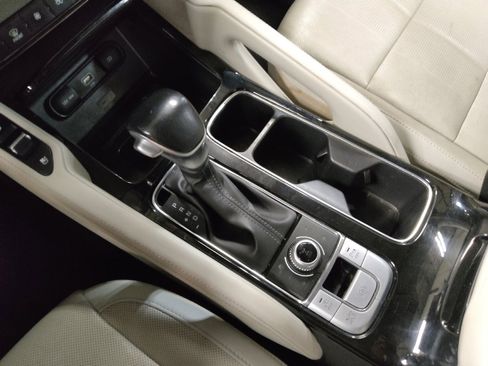 Used 2021 Kia Telluride EX w/ EX Premium Package image 26