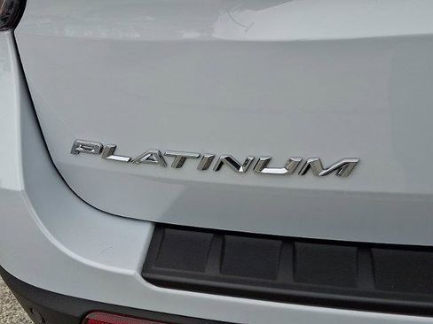 Certified 2025 Ford Explorer Platinum w/ LUX Leather Package image 32