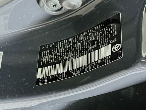 Used 2024 Toyota Corolla SE FWD image 12