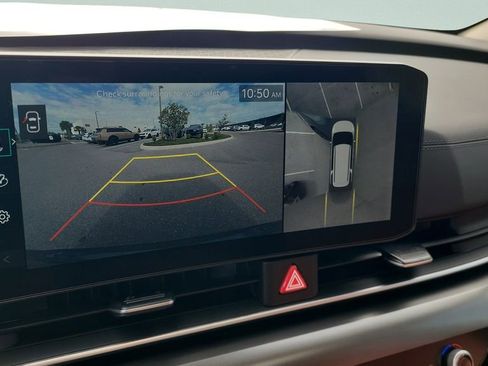 New 2026 Kia Carnival SX Prestige FWD image 21