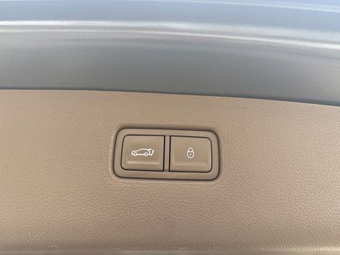 Used 2023 Genesis GV80 2.5T w/ Prestige Package image 30