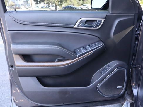 Used 2018 GMC Yukon Denali image 25