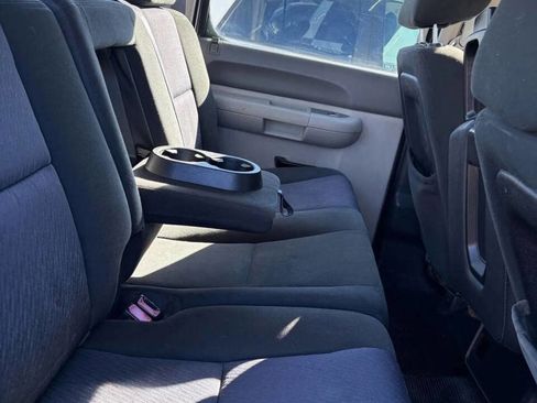 Used 2011 Chevrolet Silverado 3500 W/T image 24