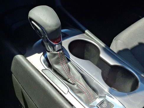 Used 2023 Chevrolet Malibu RS FWD image 21