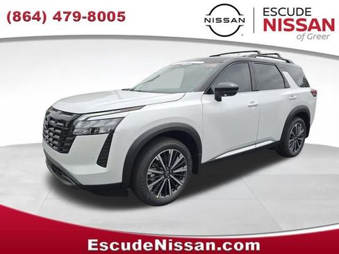 New 2026 Nissan Pathfinder Platinum AWD/4WD image 7