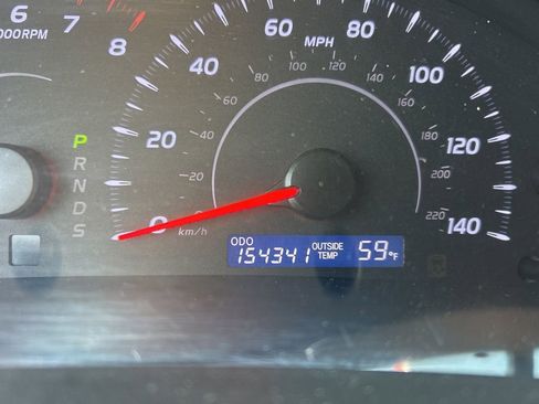 Used 2011 Toyota Camry LE w/ LE Extra-Value Pkg image 10