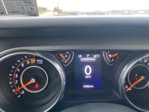 Certified 2018 Jeep Wrangler Unlimited Sport image 30