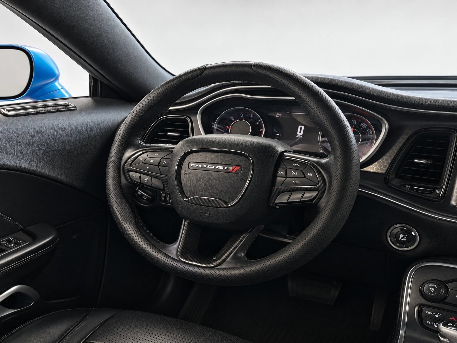 Used 2015 Dodge Challenger SXT Plus RWD image 28