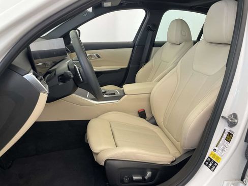Used 2023 BMW 330i xDrive Sedan w/ Driving Assistance Package AWD/4WD image 13