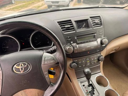 Used 2008 Toyota Highlander Sport FWD image 11