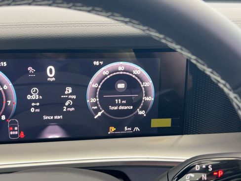 New 2026 Volkswagen Tiguan SE image 20