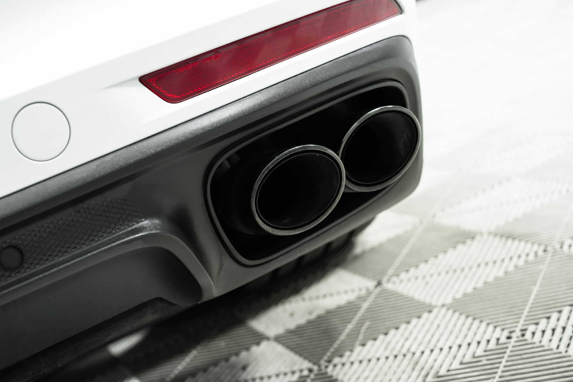 Used 2023 Porsche Panamera Platinum Edition RWD image 73