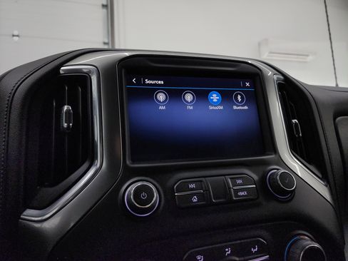 Used 2022 Chevrolet Silverado 2500 LTZ w/ Safety Package image 43