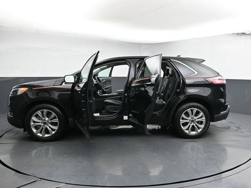Certified 2024 Ford Edge Titanium AWD/4WD image 33
