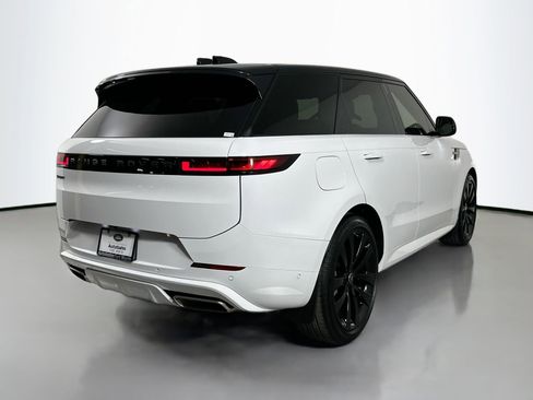 Certified 2025 Land Rover Range Rover Sport Dynamic SE image 6