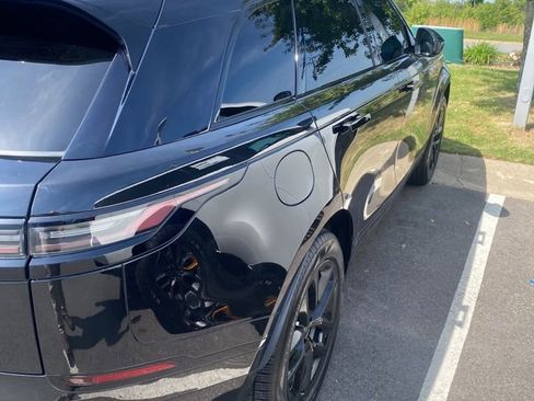 Used 2025 Land Rover Range Rover Velar Dynamic SE image 4