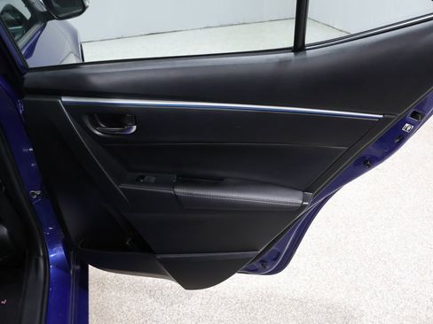 Used 2016 Toyota Corolla L image 21