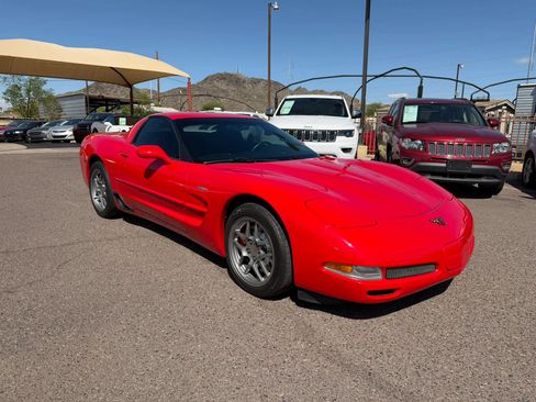 Used 2001 Chevrolet Corvette Z06 w/ Memory Pkg RWD image 3