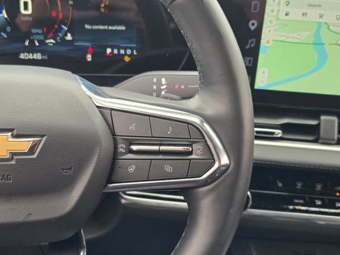 Certified 2025 Chevrolet Equinox LT FWD image 30