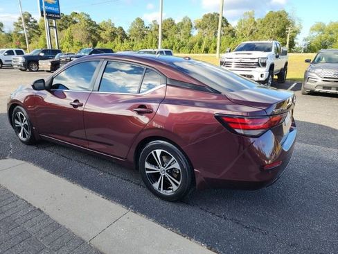 Used 2022 Nissan Sentra SV image 9