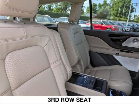 Used 2024 Lincoln Aviator Reserve w/ Equipment Group 201A AWD/4WD image 24