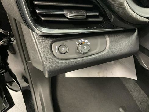 New 2025 Buick Envista Avenir image 12