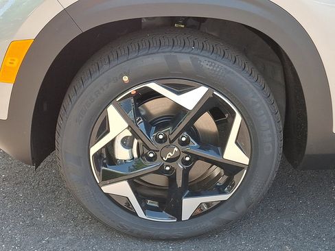 New 2026 Kia Seltos S AWD/4WD image 4