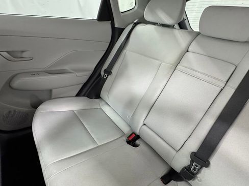 Used 2025 Hyundai Kona SEL FWD image 14