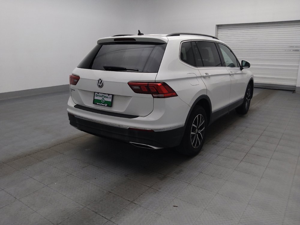 Used 2021 Volkswagen Tiguan SE FWD image 9