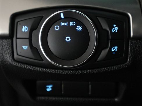 Used 2019 Ford Explorer XLT w/ Equipment Group 202A image 34