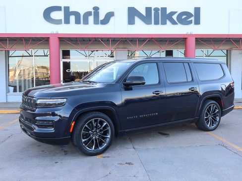 Used 2024 Jeep Grand Wagoneer L Series III w/ Quick Order Packagew 28T image 1