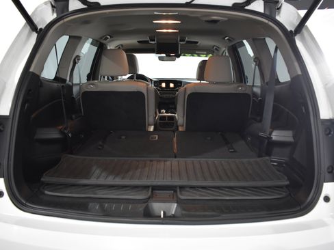 Used 2020 Honda Pilot Touring image 39