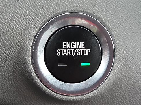 Certified 2023 GMC Terrain SLE w/ Driver Convenience Package image 19