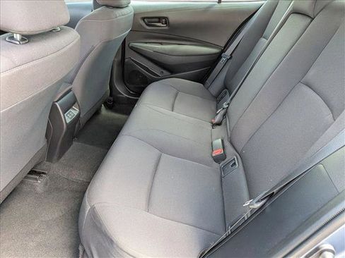 Used 2025 Toyota Corolla LE FWD image 17