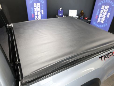 Used 2019 Toyota Tacoma TRD Off-Road w/ Technology Package image 43