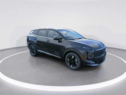 New 2026 Kia Sportage LX image 2