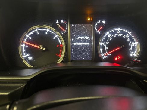 Used 2024 Toyota 4Runner TRD Off-Road Premium image 19