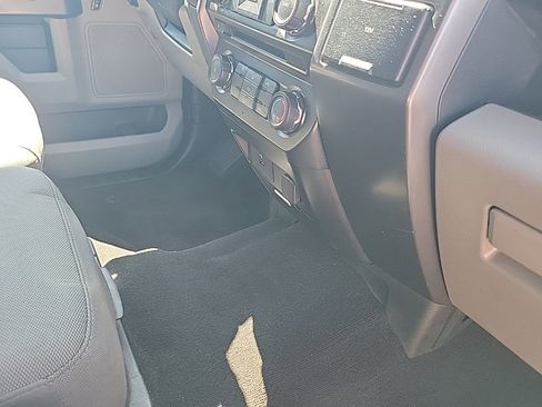 Certified 2018 Ford F150 XLT RWD image 39