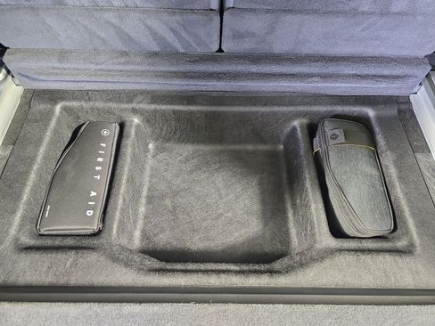 Used 2024 Rivian R1S Adventure Quad AWD/4WD image 32