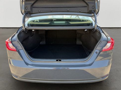 Used 2025 Toyota Camry LE image 14